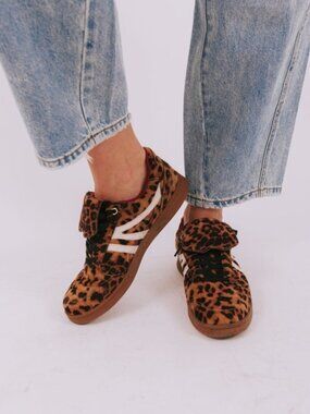 Steve Madden Womens Madrid Sneaker - NWOT